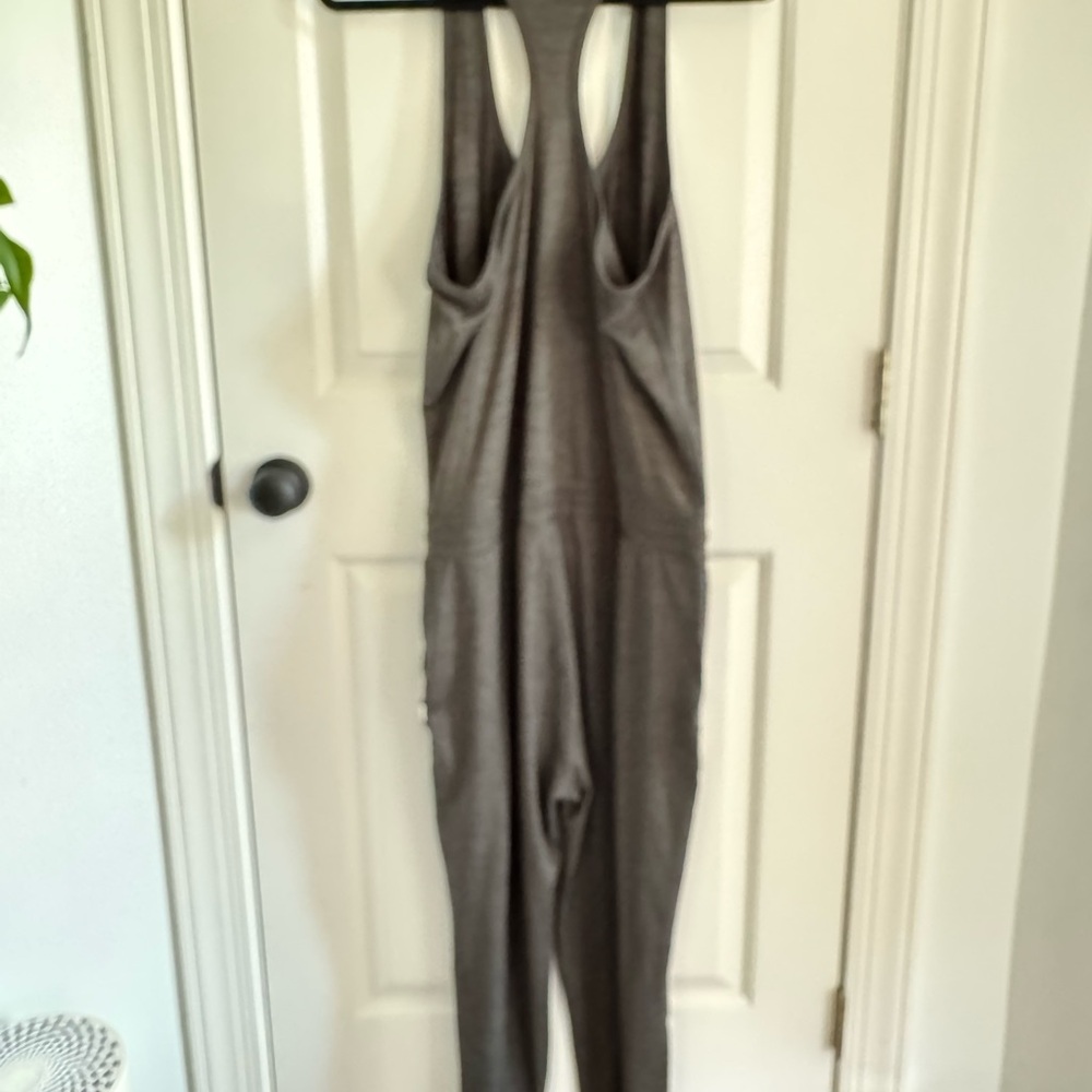 Vuori Gray Sleeveless Jumpsuit - Picture 3 of 3